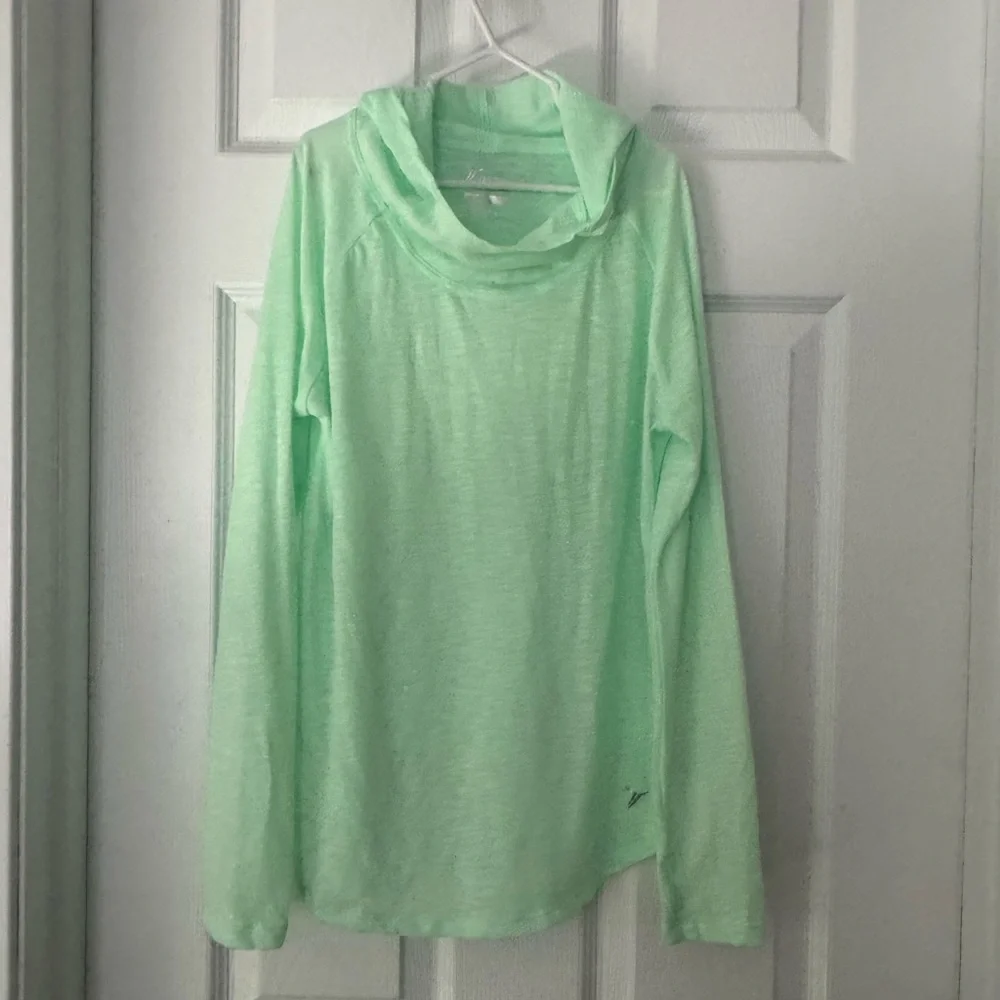 Old Navy active top